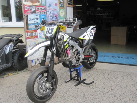 Motorka Suzuki RM-Z 450 (490)