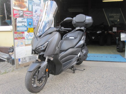 Motorka Yamaha X-MAX 400