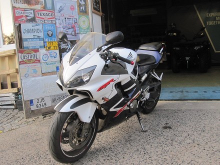 Motorka Honda CBR 600F Sport