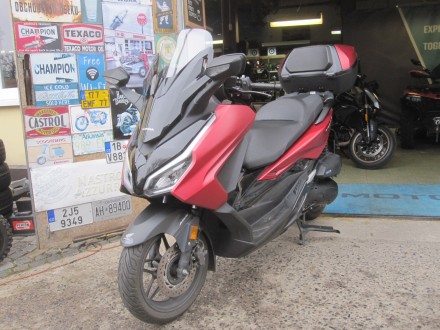 Motorka Honda  NSS 125 AD Forza